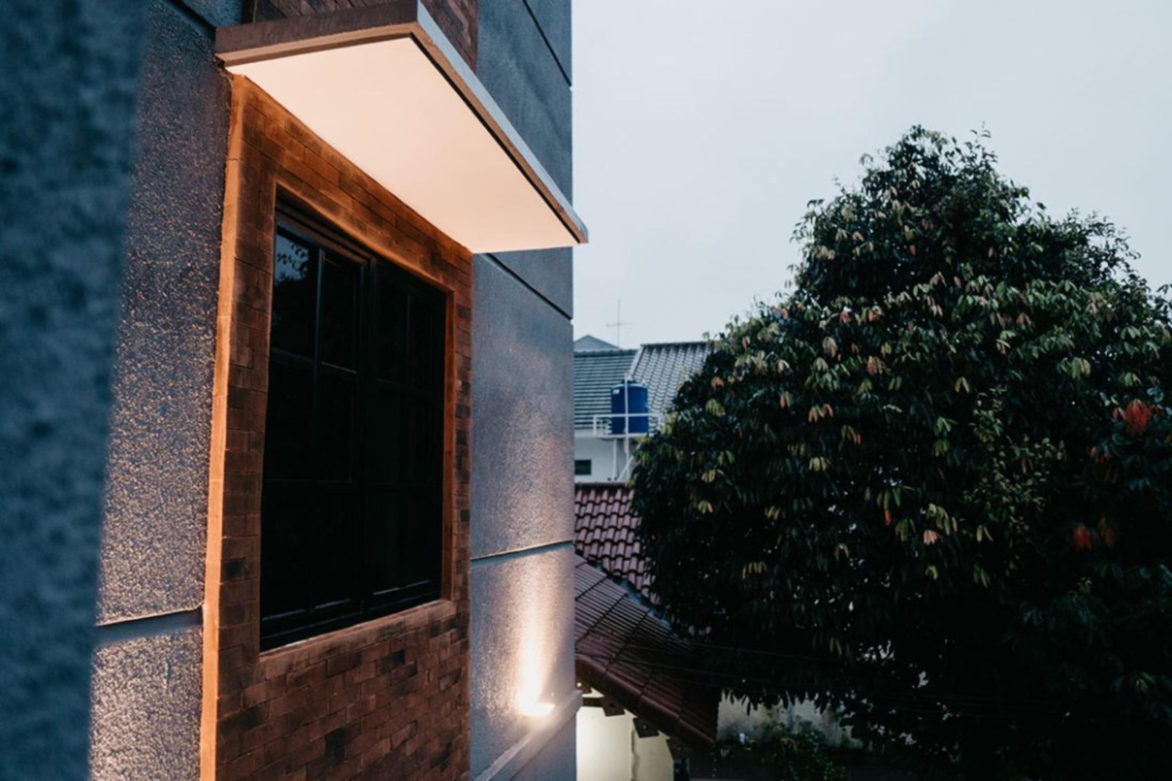 Tuju Abuserin Syariah Jakarta Exteriör bild